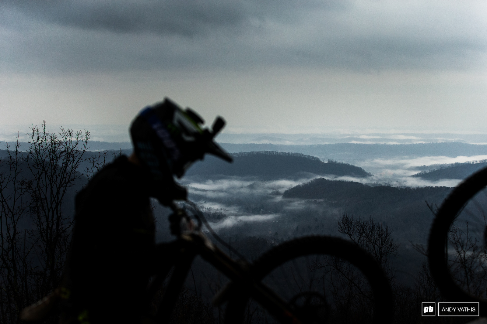 Fog filled the valleys this morning while riders made their way up to the plate. It had stopped drizzling but only for a moment.