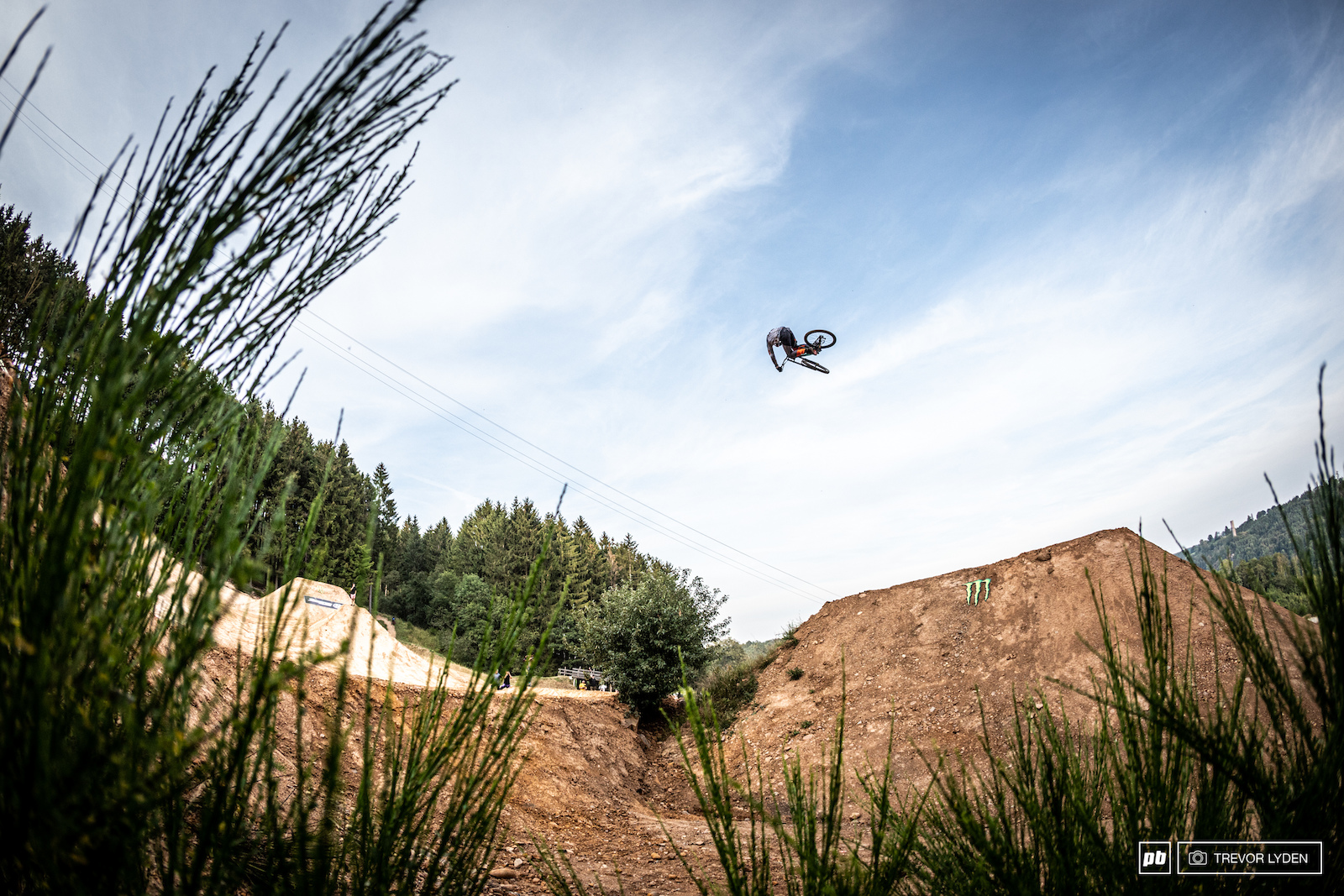 Sam Reynolds can whip.