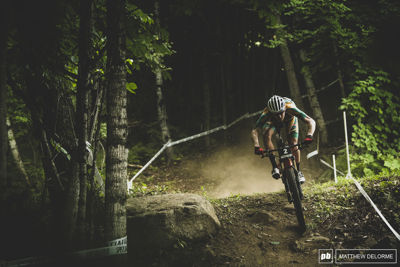Alan Hatherly on his was to world champion in eMTB Worlds.