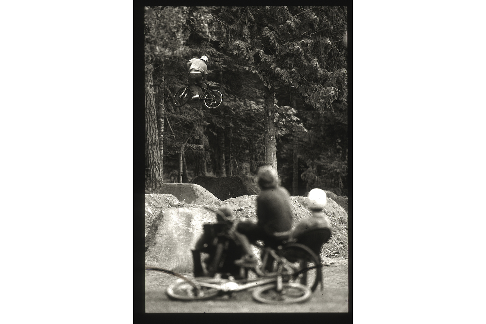Jordie Lunn in his dad's backyard, with Cam McCaul, Jarrett Lunn, Darren Berrecloth and Ryder Kasprick in Parksville, BC, while filming for Roam in 2006