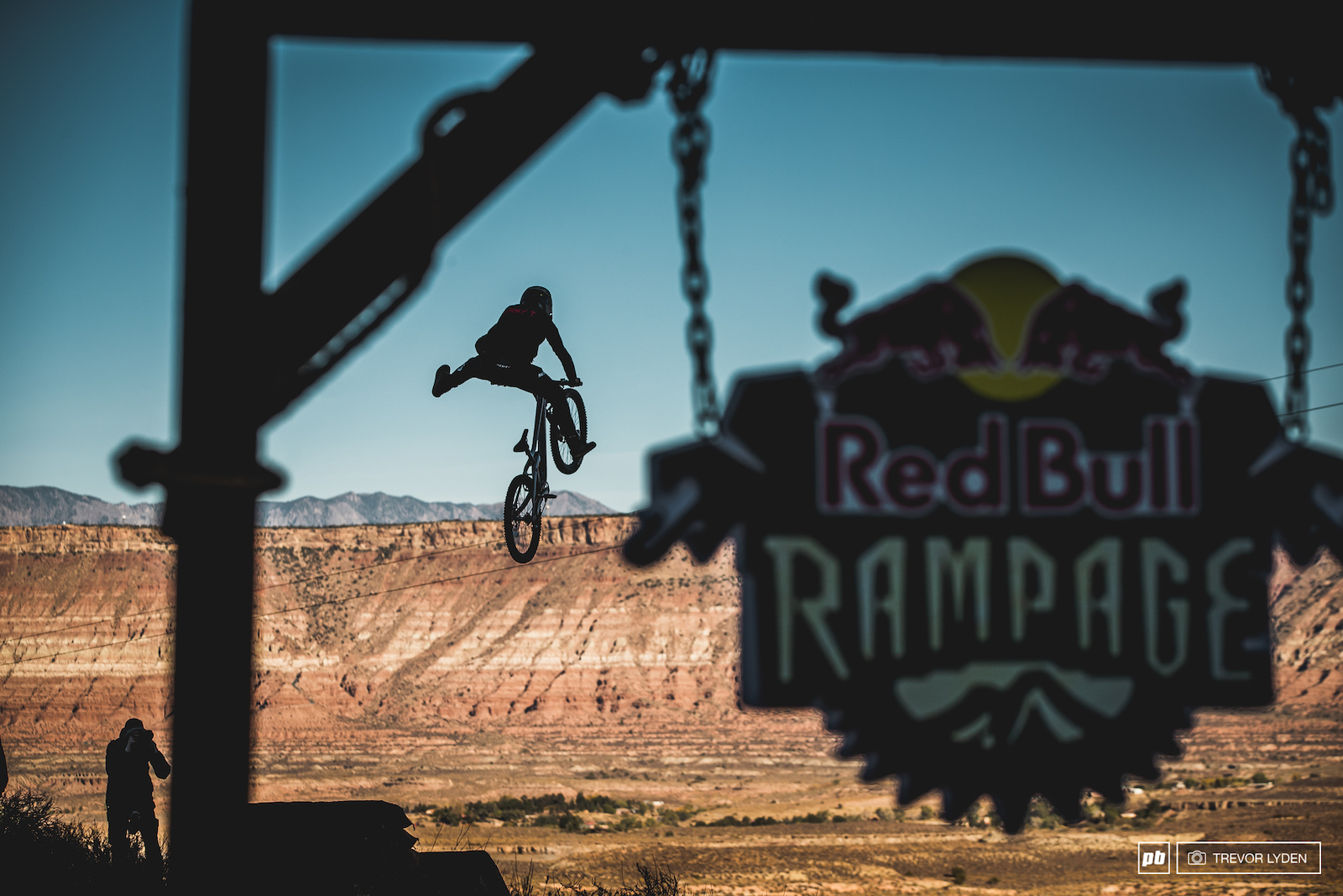 Велосипеды участников Red bull Rampage 2015