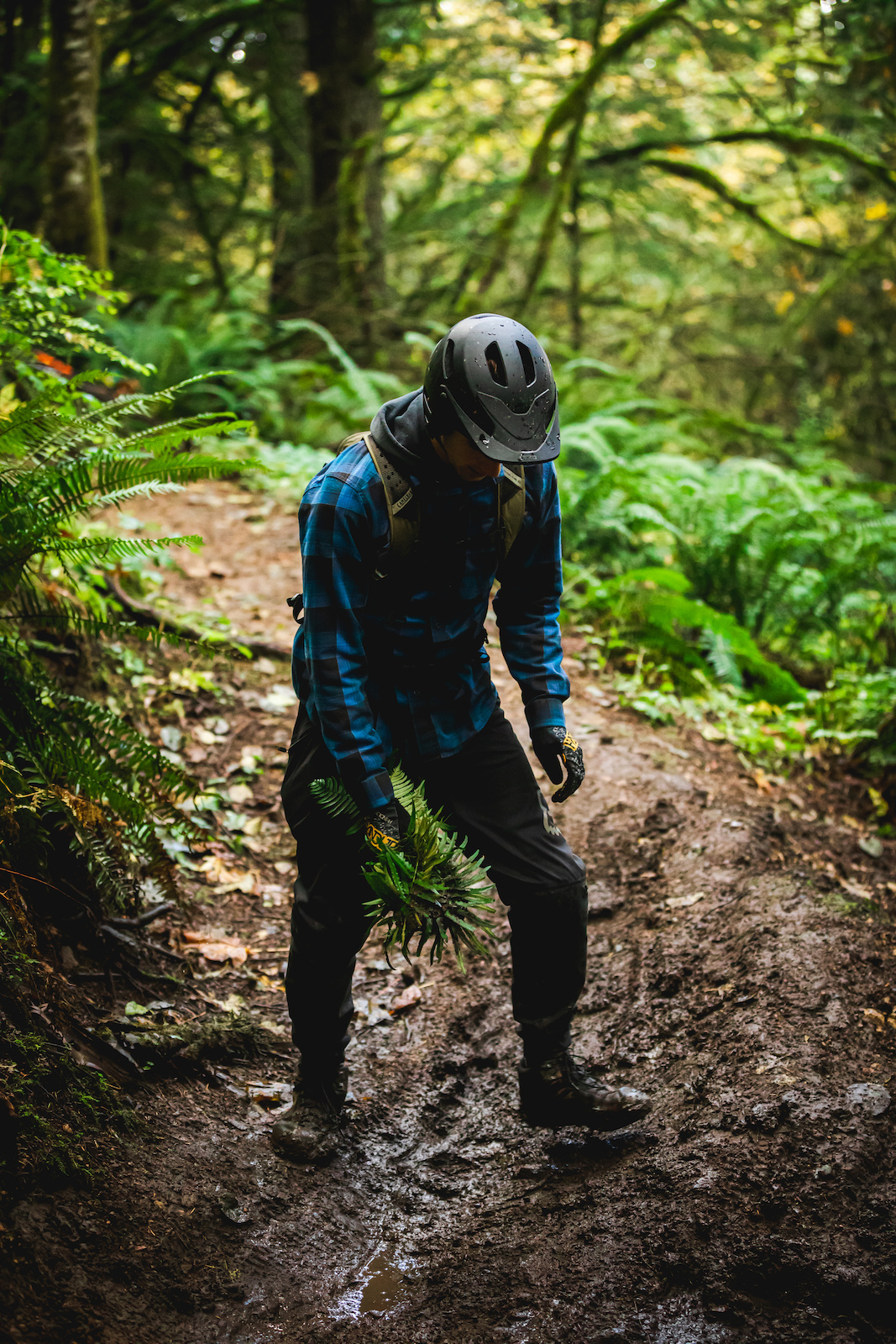 Cody Kelley flew out to the PNW to join us in filming his second PNW Components video. The second day of filming went according to plan and culminated with a meet and greet where local riders were able to ask Cody about his career and lifestyle. Photo by Trevor Lyden