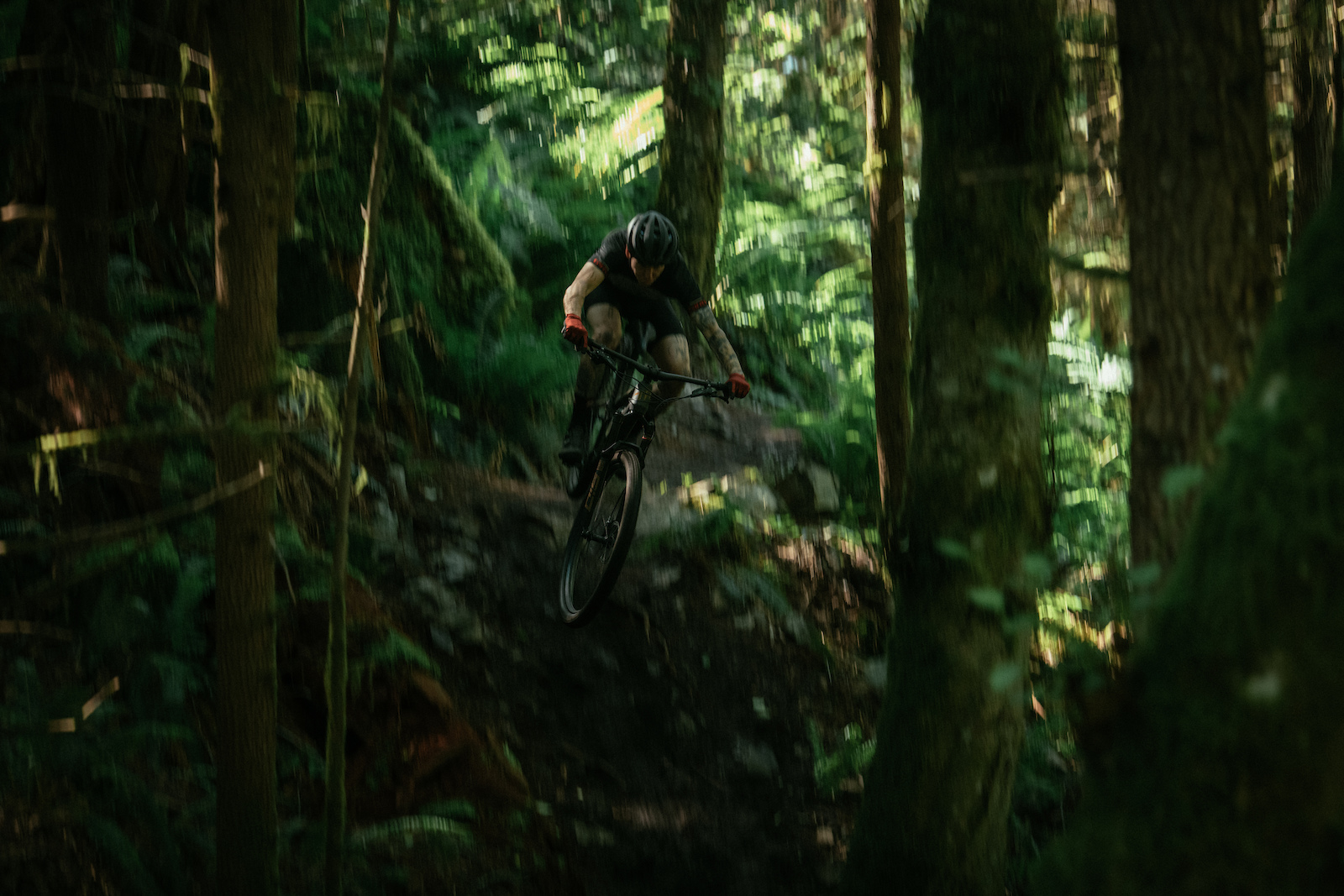 Ready To Get Shreddy: Fox Racing 2022 Gravity Gear - Mountain Bike Feature  - Vital MTB