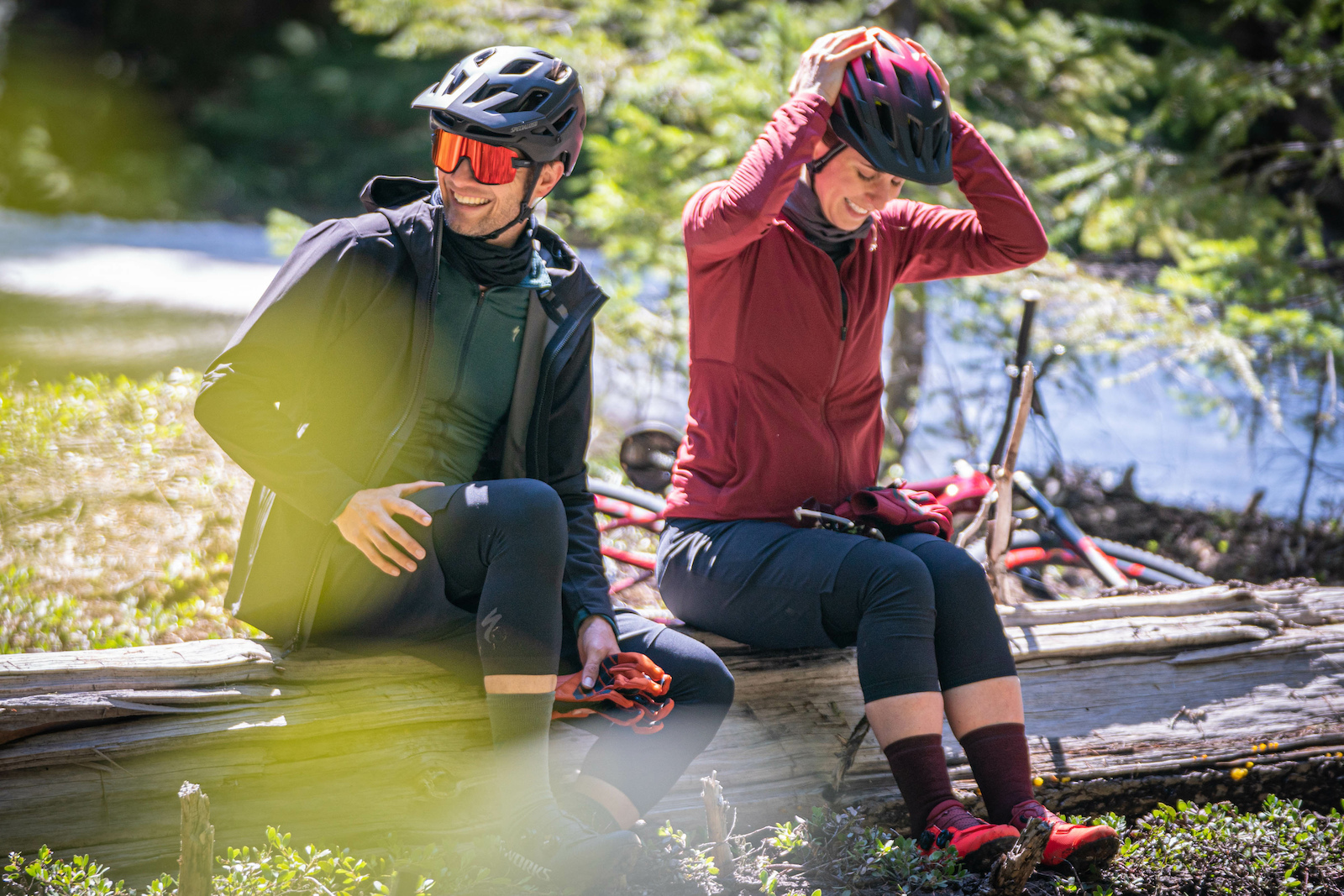 For Fall/Winter 20, we elevated our game to provide riders with a layering system fit to tackle everything fall and winter have to offer; cold, wet, cold and wet, brisk, dry, a sliver of sun, and everything in between.