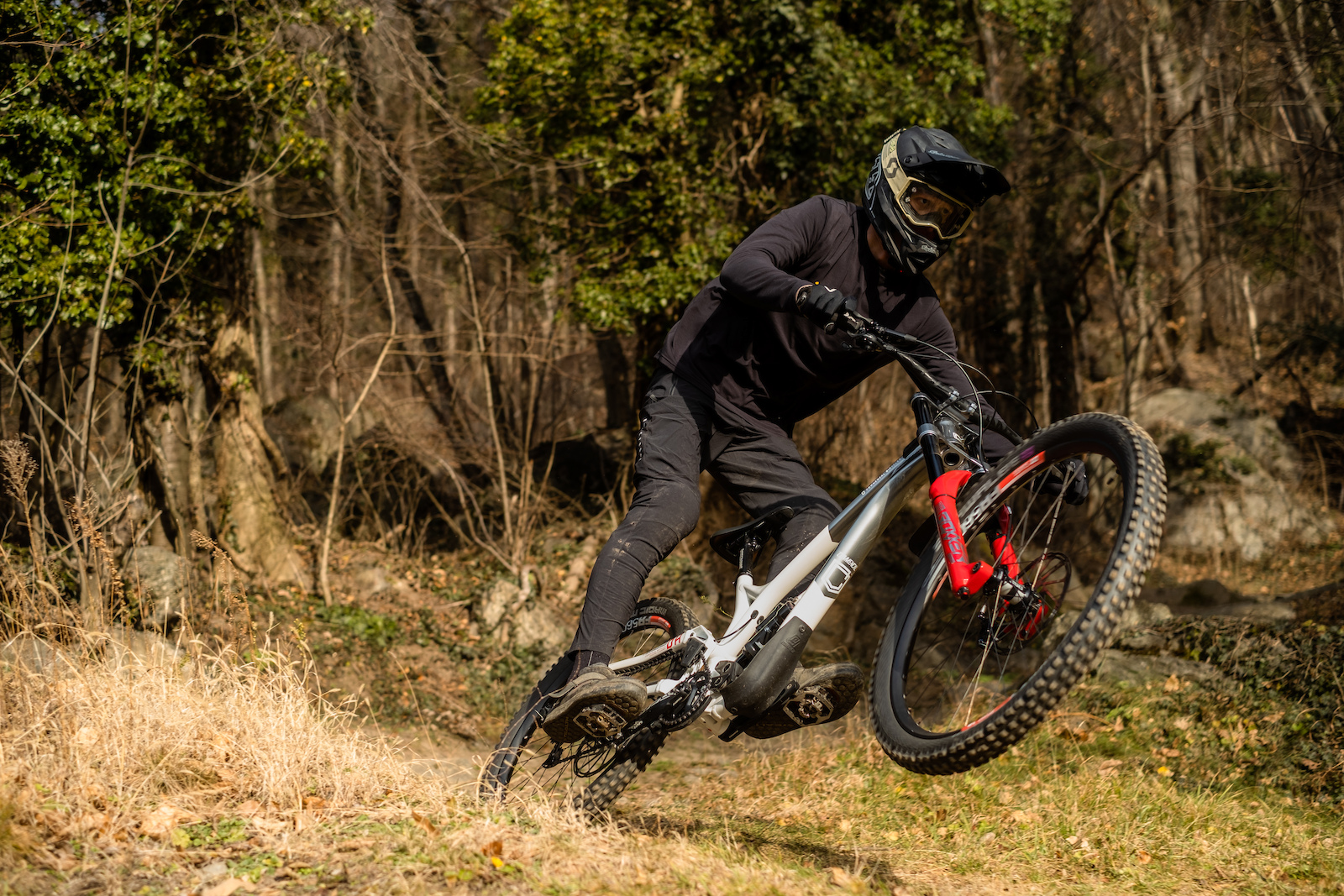 Review: 2021 Commencal Supreme DH 29/27 - DH Bike Week