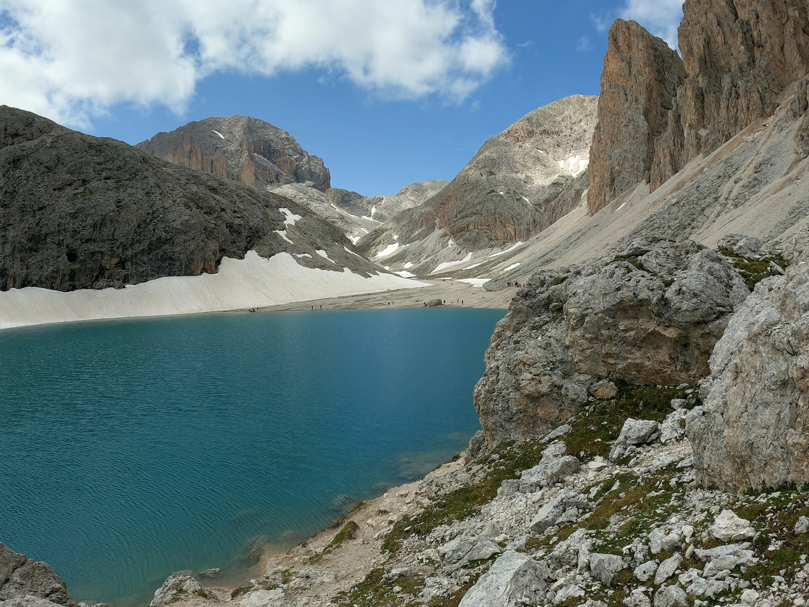 Antermoia Lake