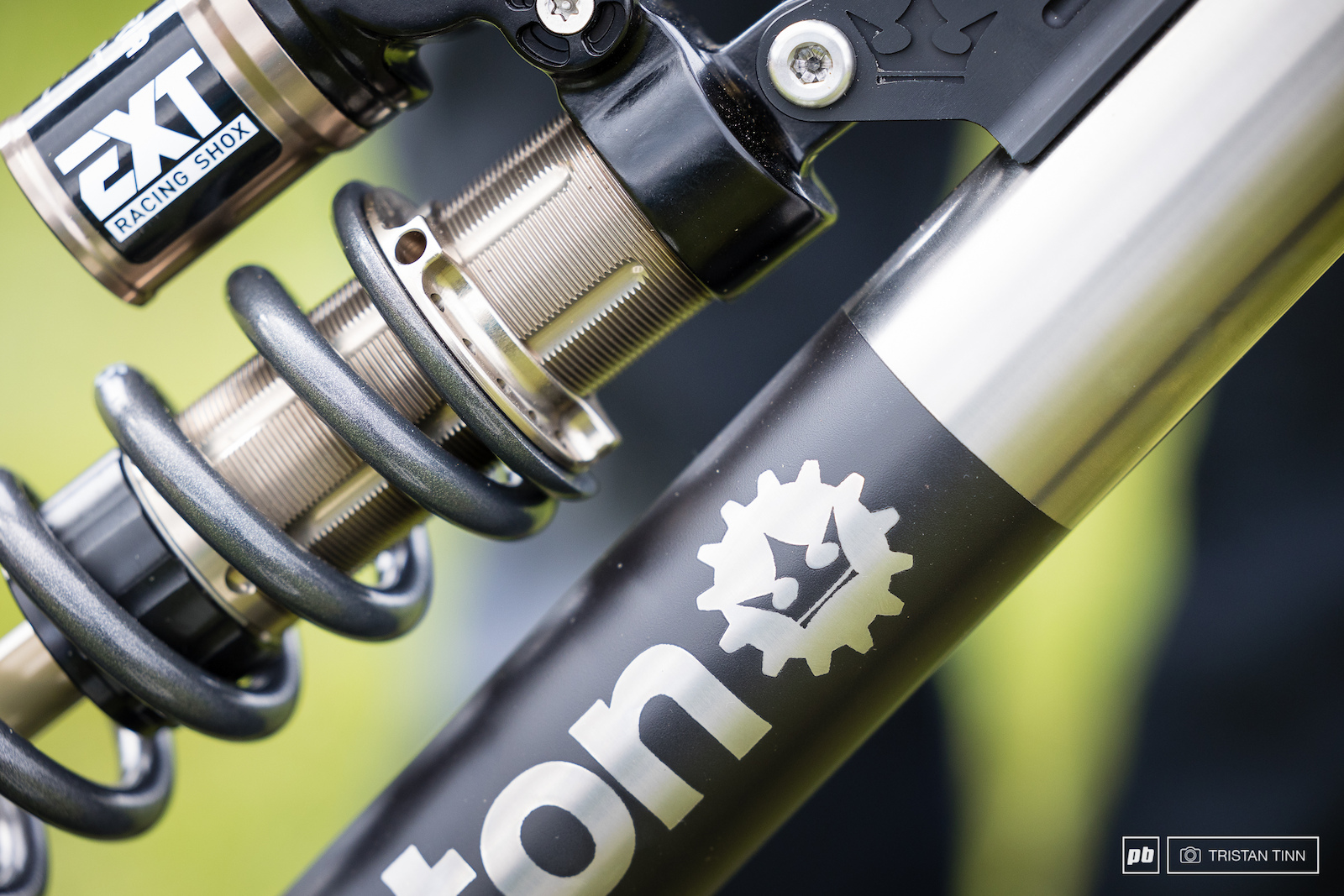 Spotted: Stanton's Titanium & Carbon Switch9er FS Enduro