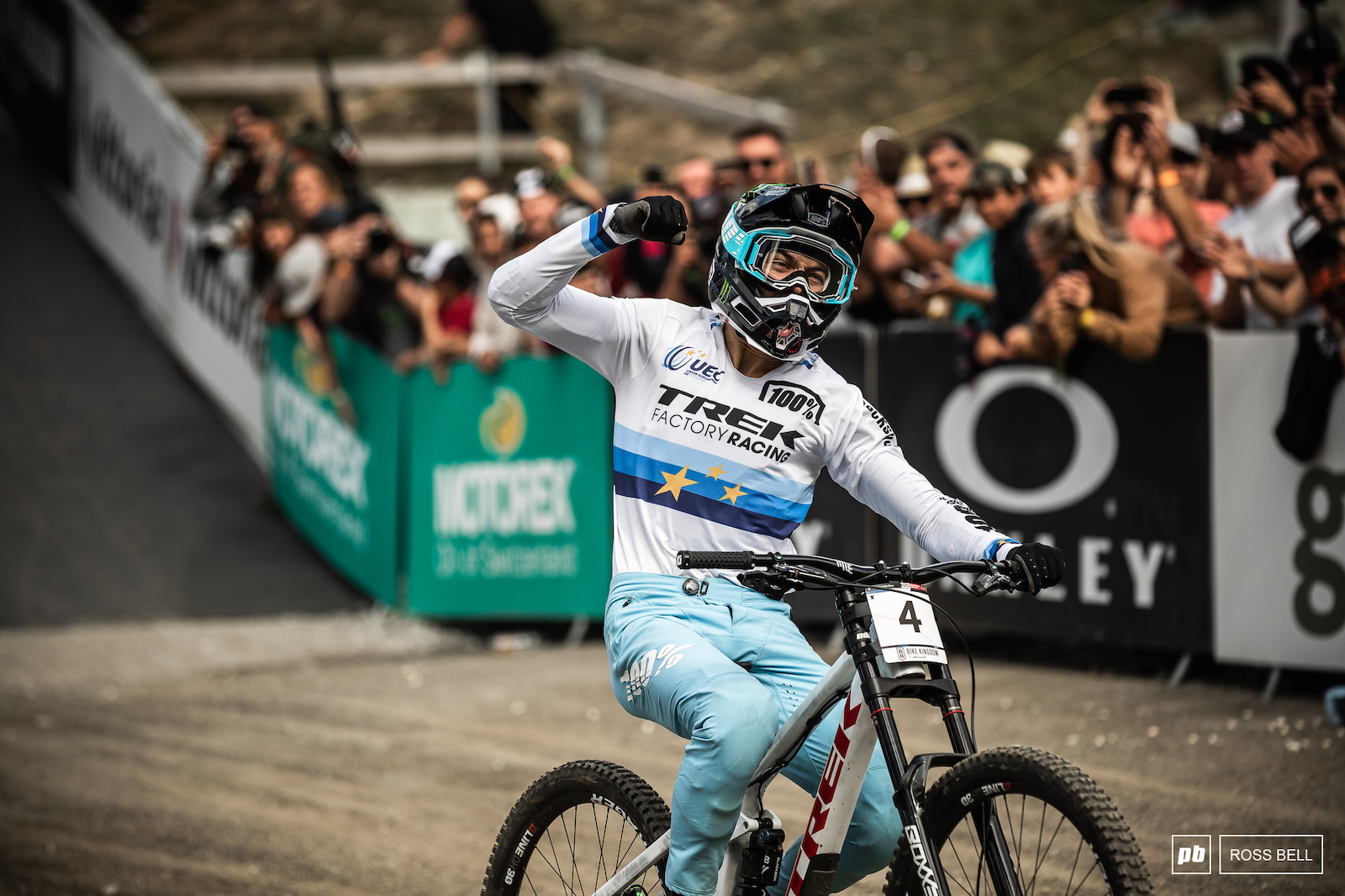 Second World Cup win in a row for Loris Vergier.