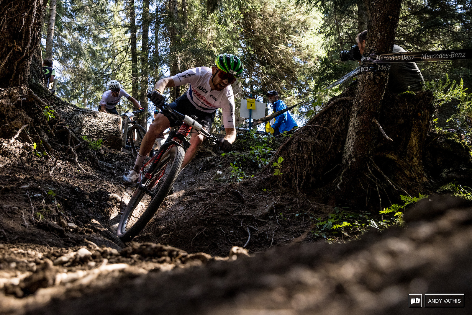 Mathias Flueckiger traded punches with Nino Schurter and would ultimately take third.