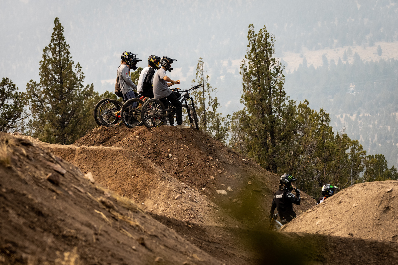 The comradery between the contestants is what makes events like Proving Grounds so special - it s about helping each other out and bettering one another through support. Long live freeride.