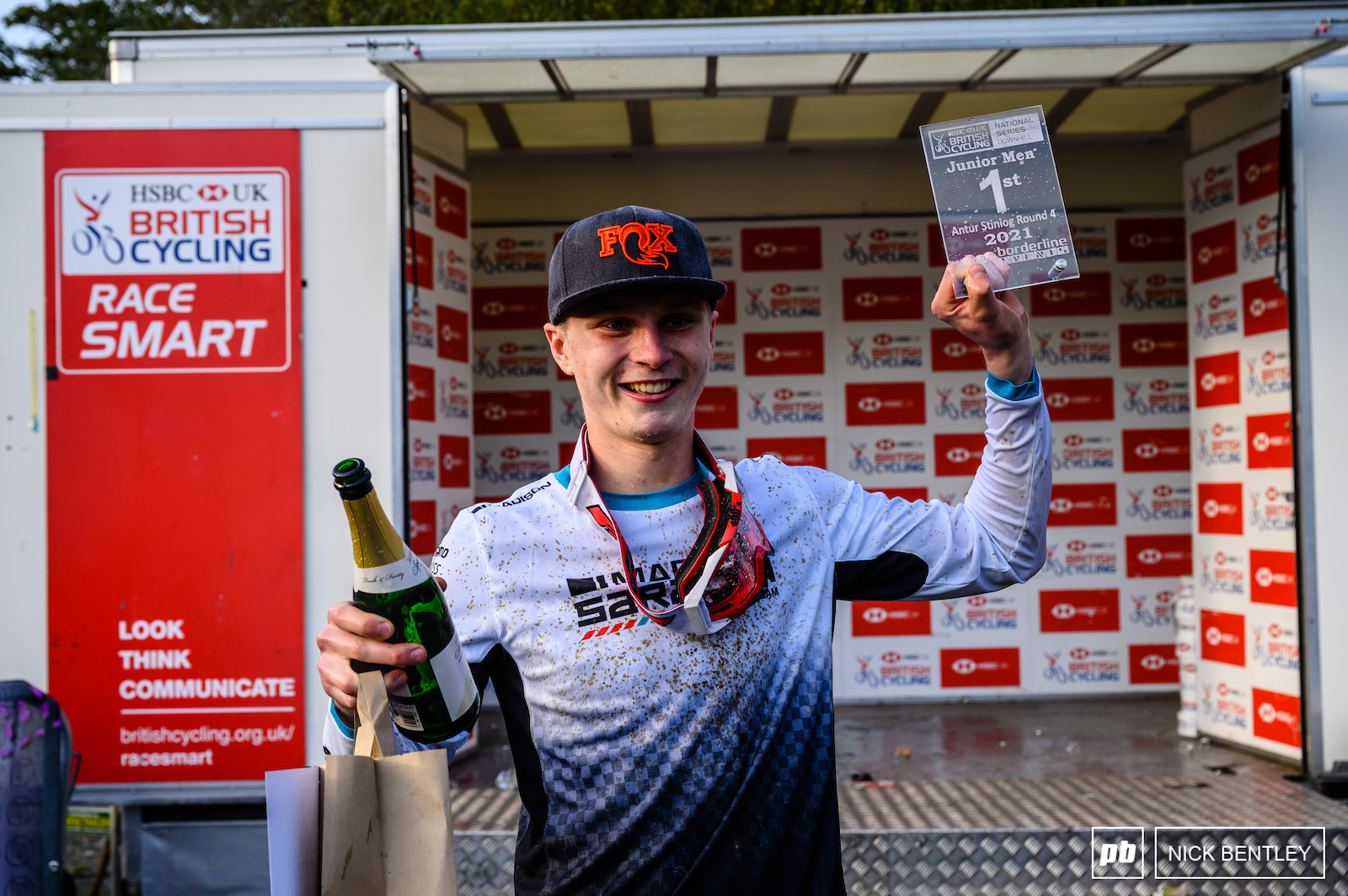 Jordan Williams backing up his first place at the World Cup with a National Series race win and taking home the overall Series Title - not a bad few weeks for the Madison Saracen Rider