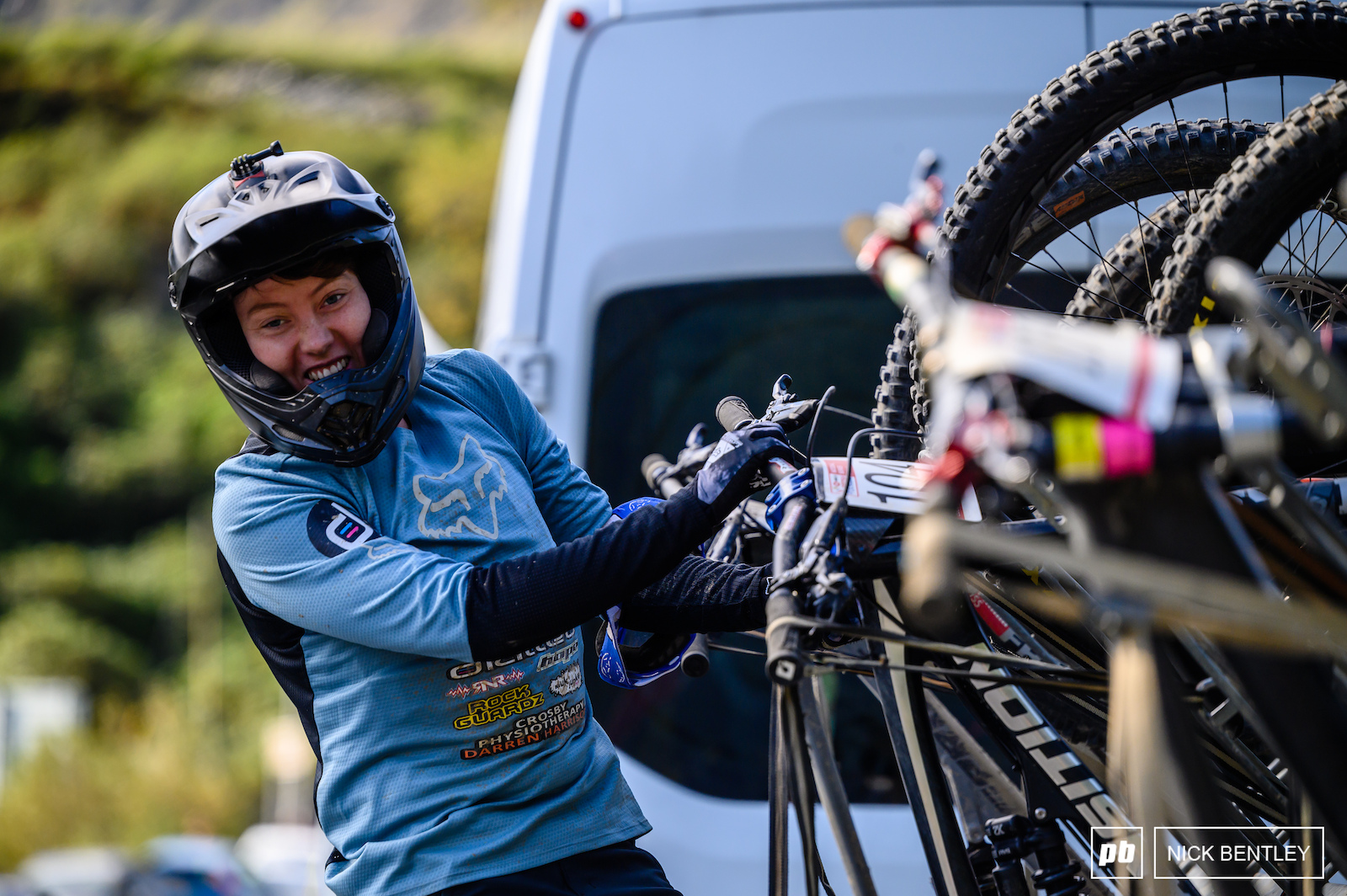It s not easy to put your bike on the uplift trailer when you re as small as Stacey Fisher