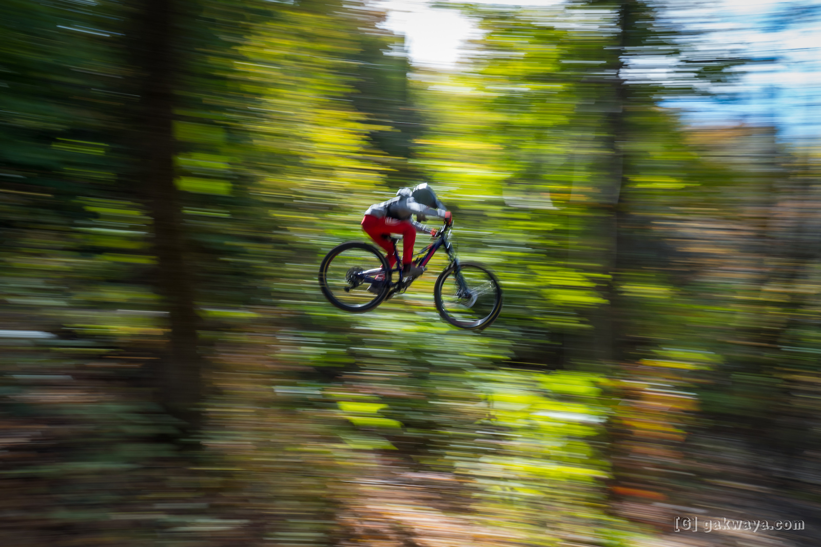 Air DH, Whip-Off and Best Trick durant le Marmota Fest 2021. Quebec City Mountain Biking. Rider: Théo Bédard.