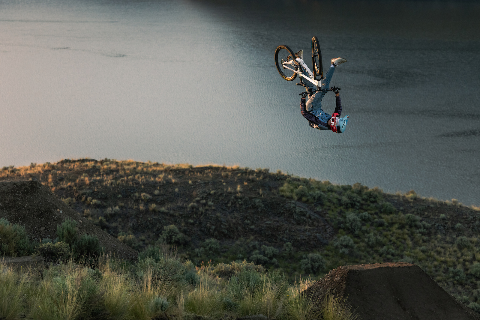 Robb Thompson Photo