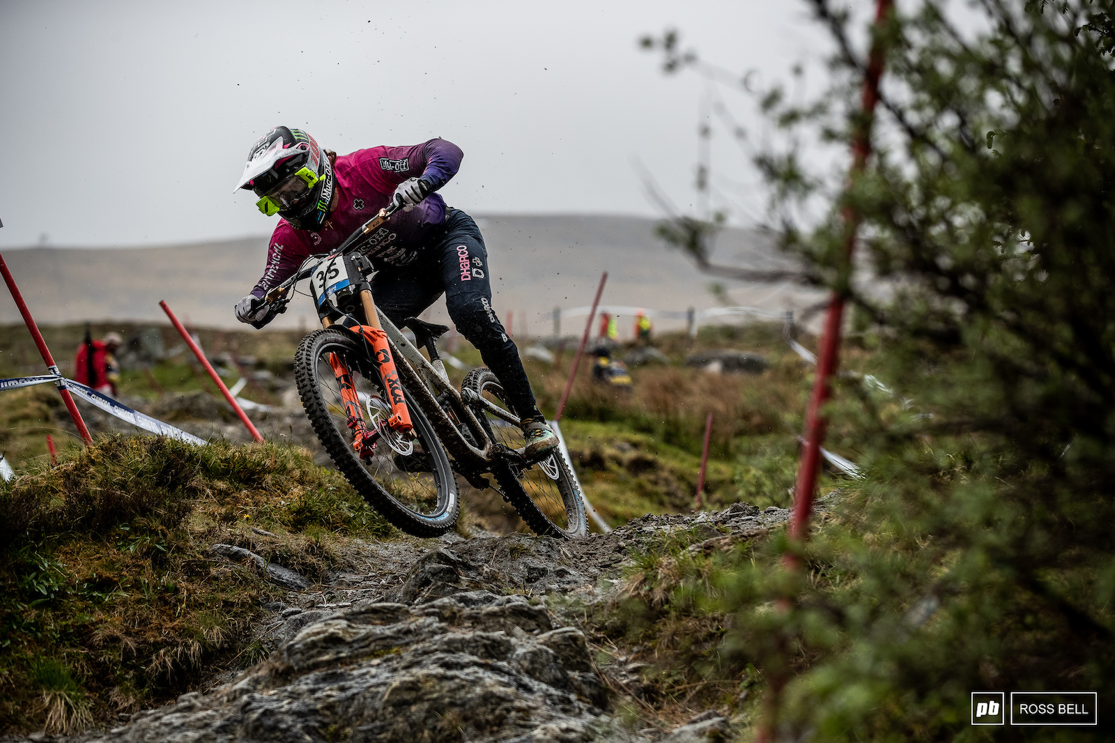 Full aggression from Thibaut Daprela into the new old section.