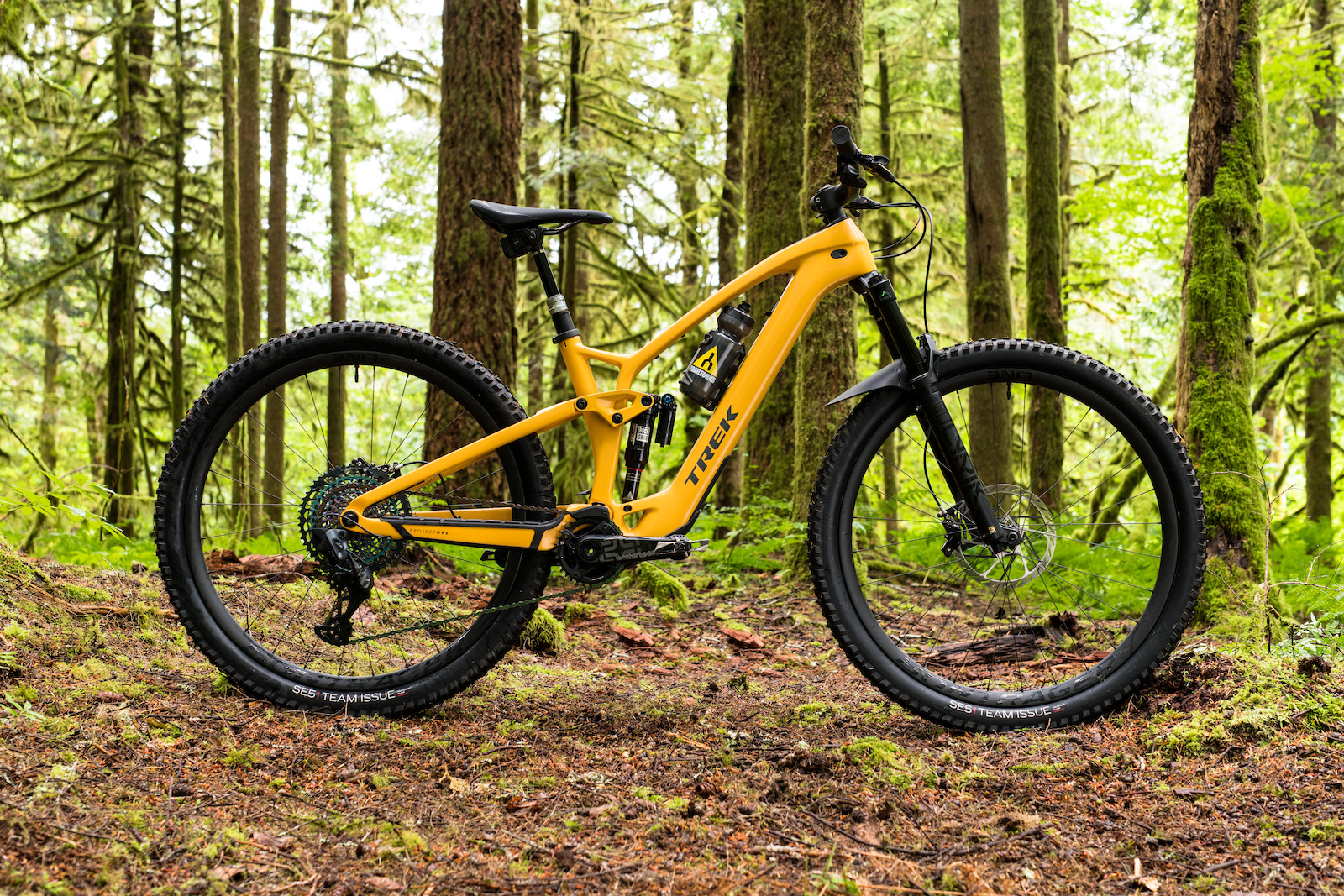 Review Trek s 2023 Fuel EX e Is Light Nearly Completely Silent