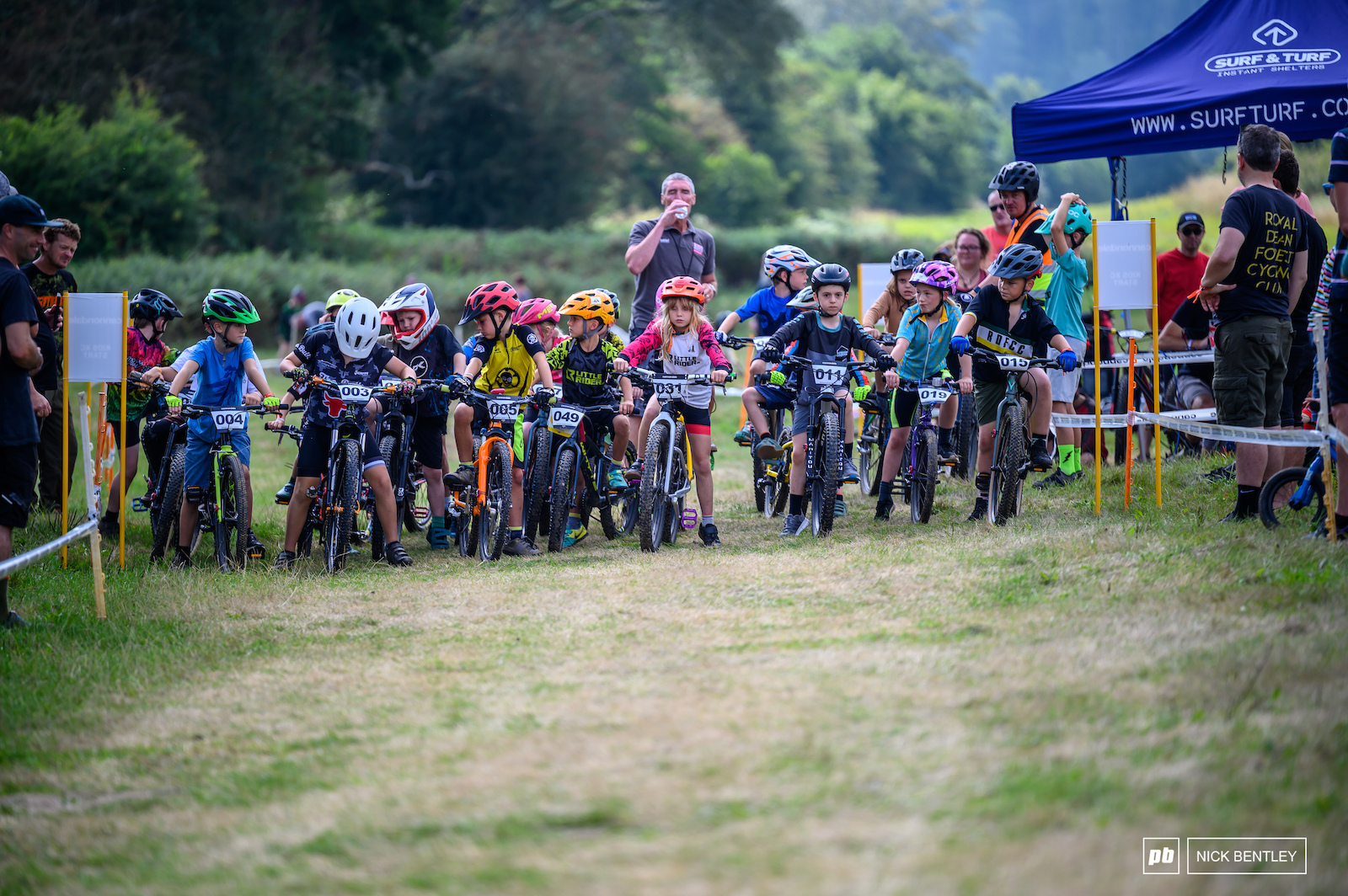 A busy start line full of keen young riders