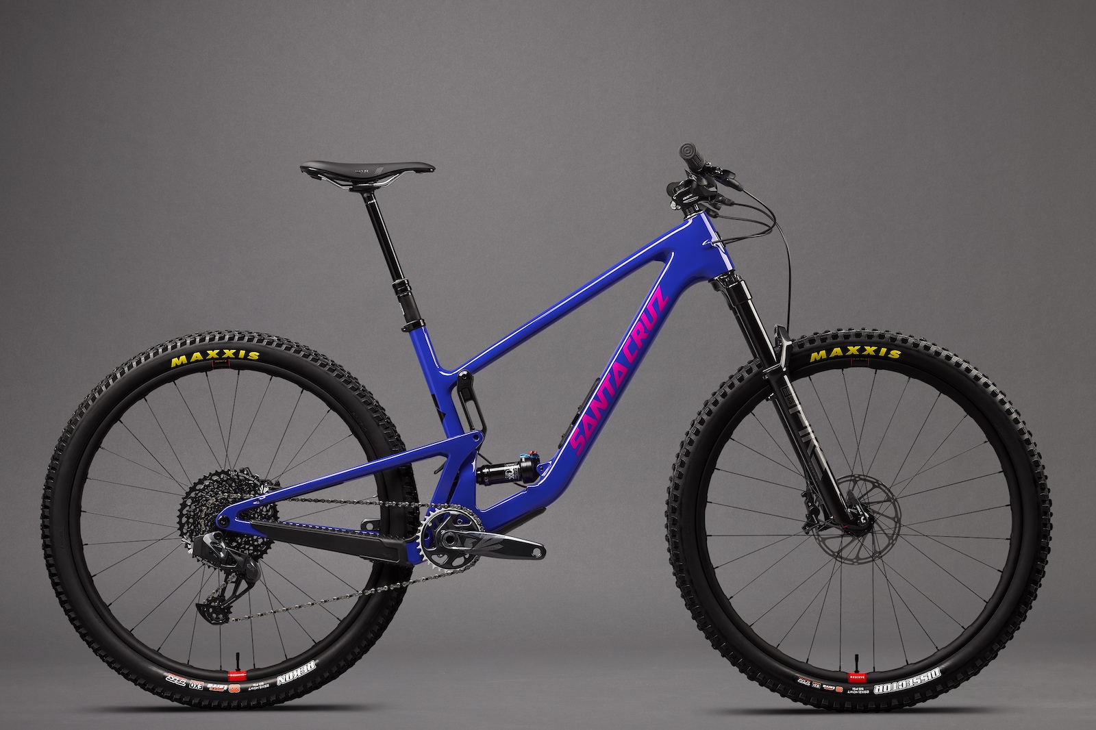 First Ride: The 2023 Santa Cruz Tallboy Gets Updated, Not Overhauled -  Pinkbike