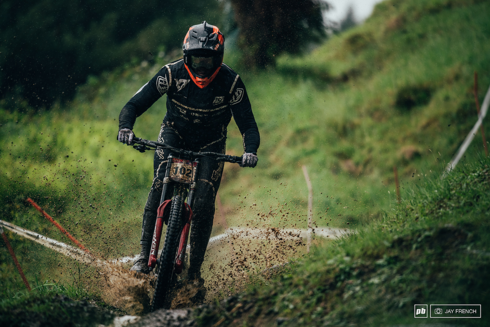 Kalani rips through "hecklers puddle" putting in a great race for fourth, backing up a strong performance last week at the Taniwha DH in the Redwoods.