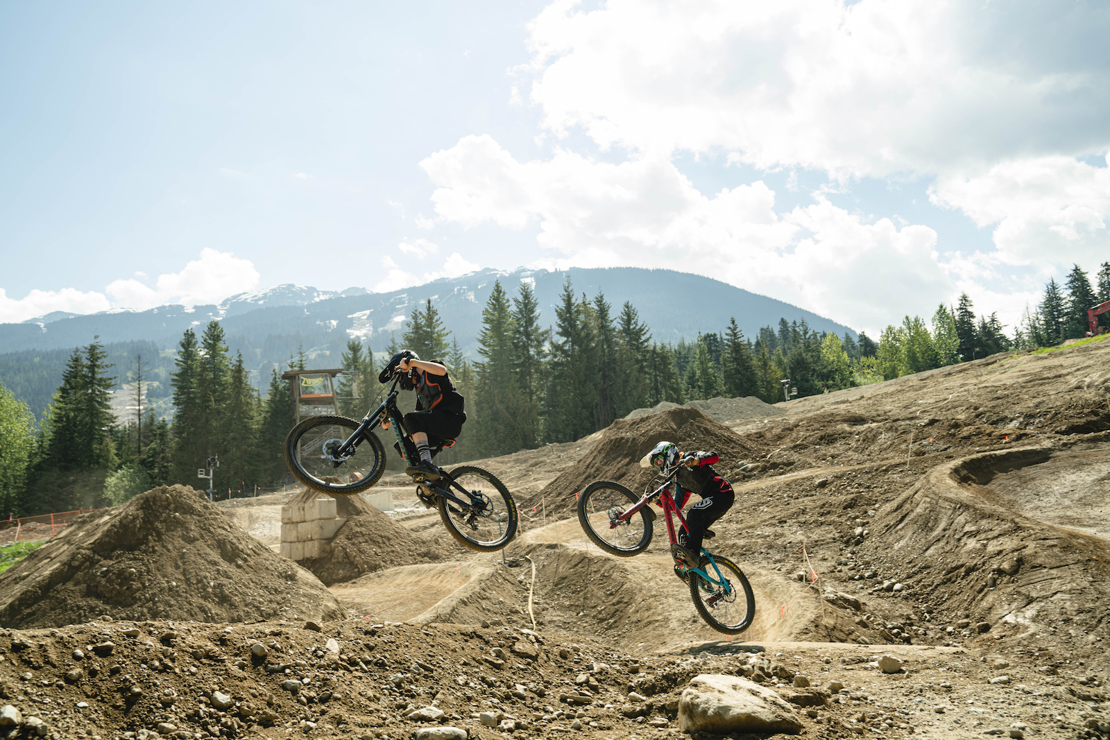 Photo Epic Whistler Bike Park Opening Weekend 2023 Pinkbike