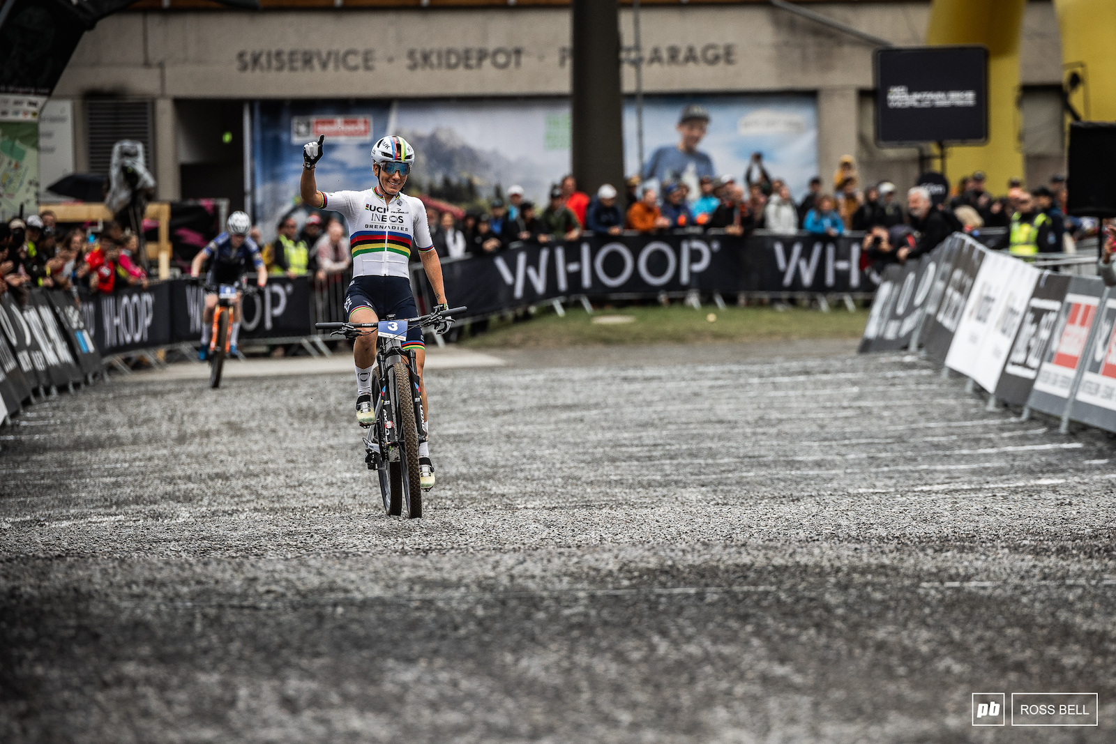 Pauline Ferrand Prevot s smart riding was rewarded with the short track win.