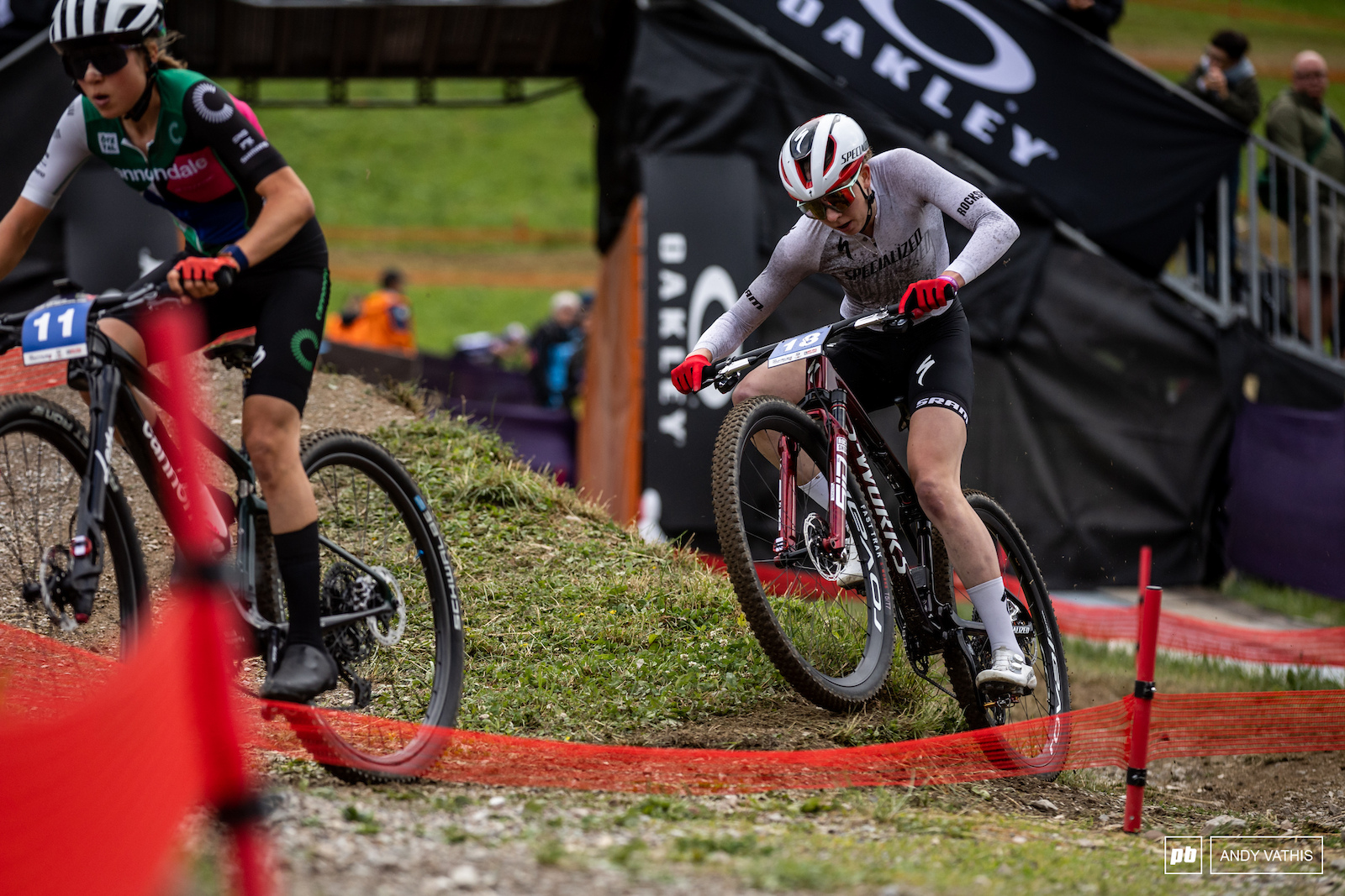 Haley batten works her bike around the jump section and into the top 10.