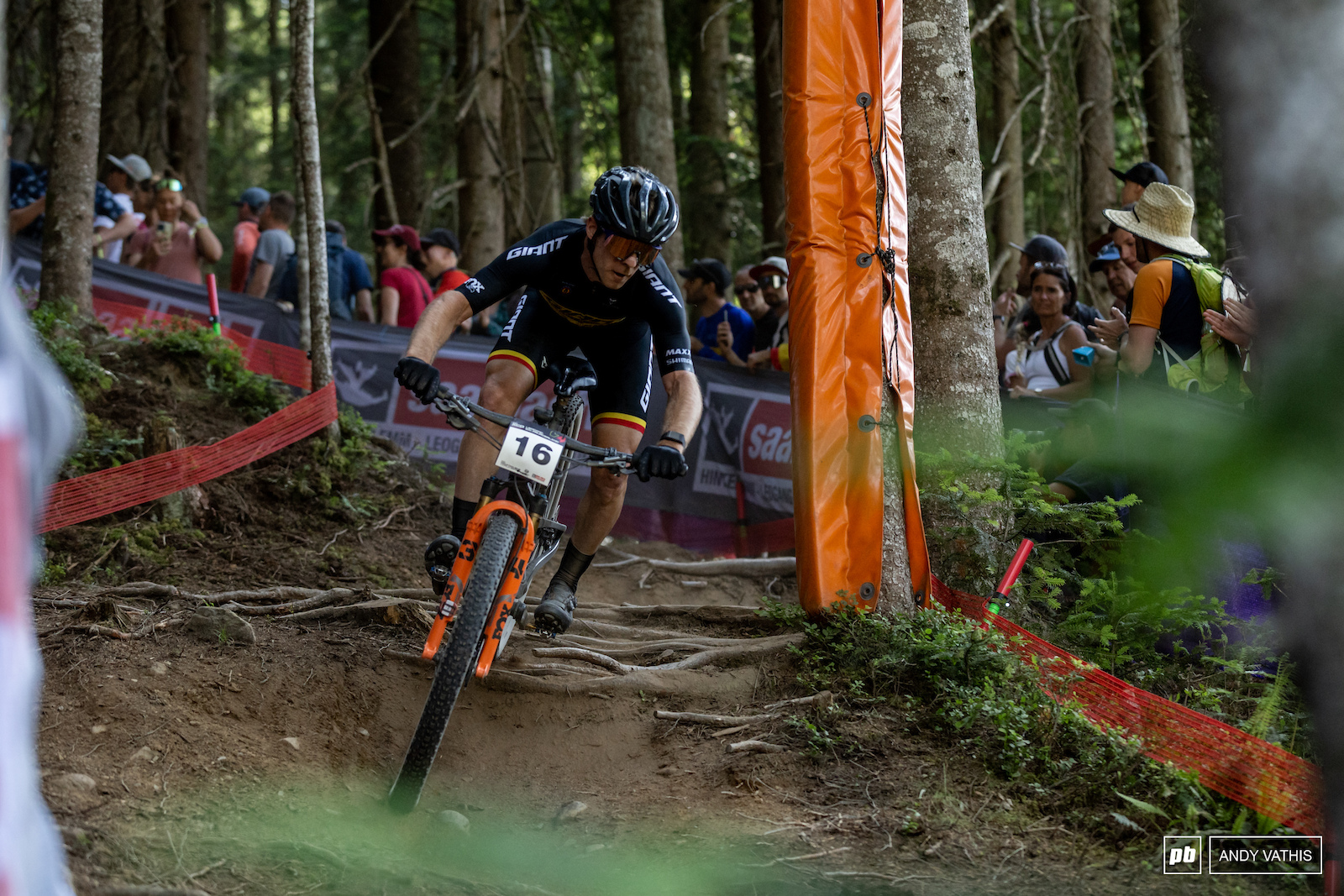 Jens Schuermans had a great XCC showing on Friday and topped in off with a ninth in the XCO.