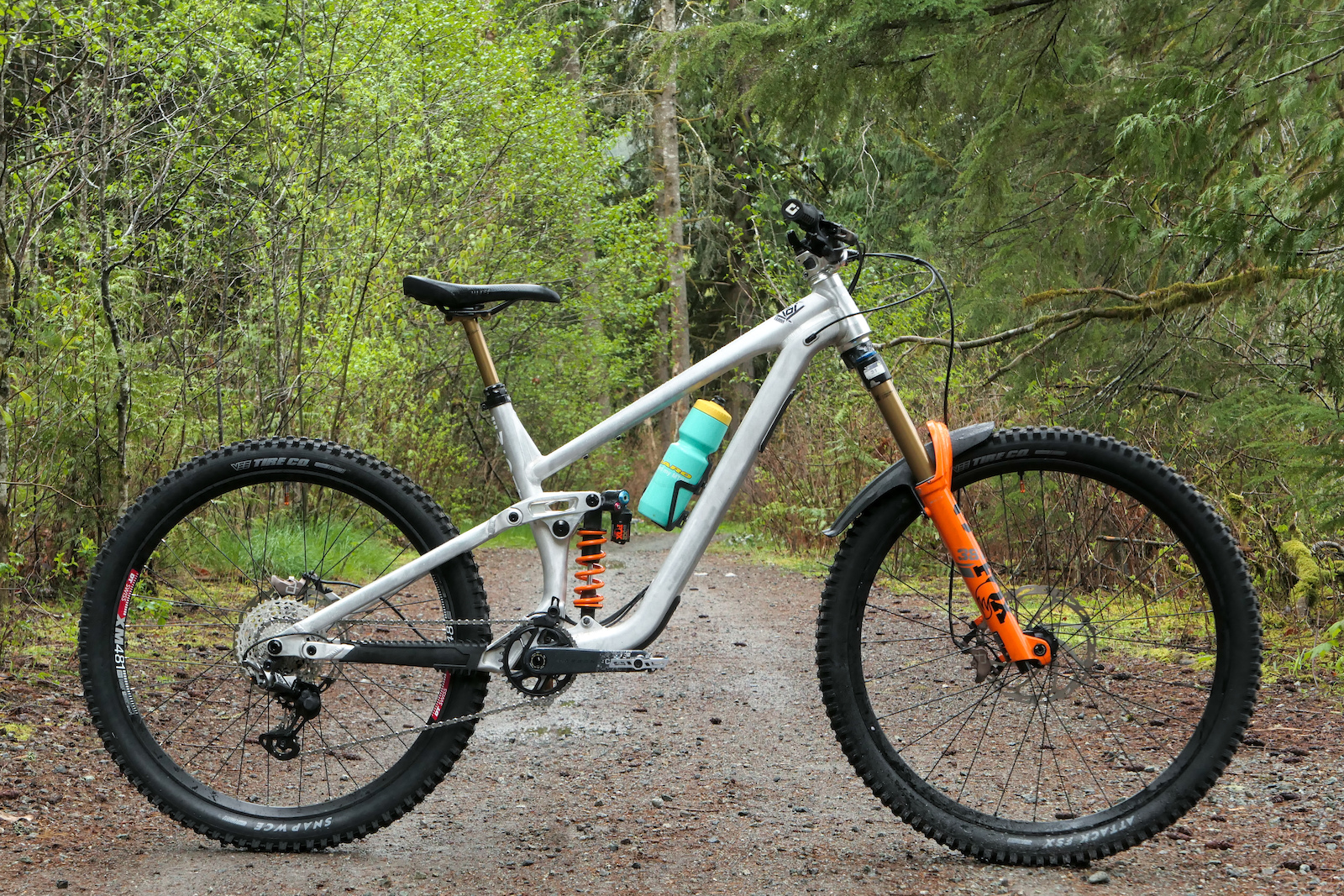 Bike Check: Evan Wall's Haro Greer Prototype Enduro Bike - Pinkbike