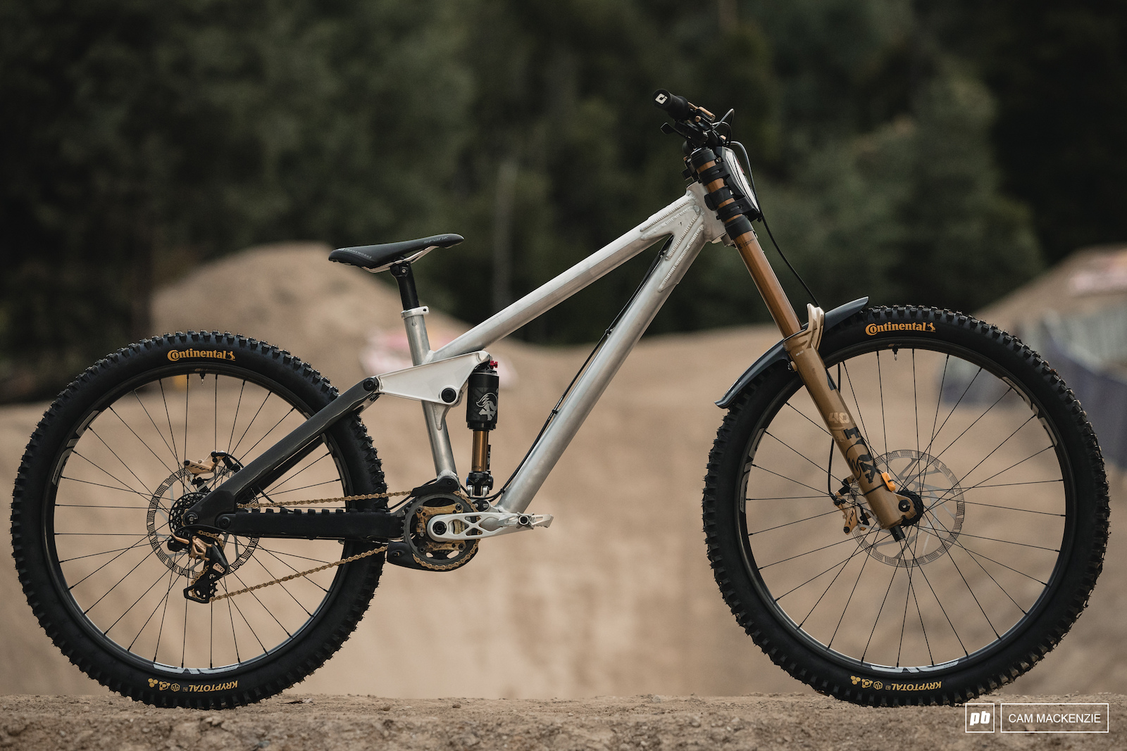 Bike Check: Asa Vermette's Frameworks - Red Bull Hardline Tasmania 2025