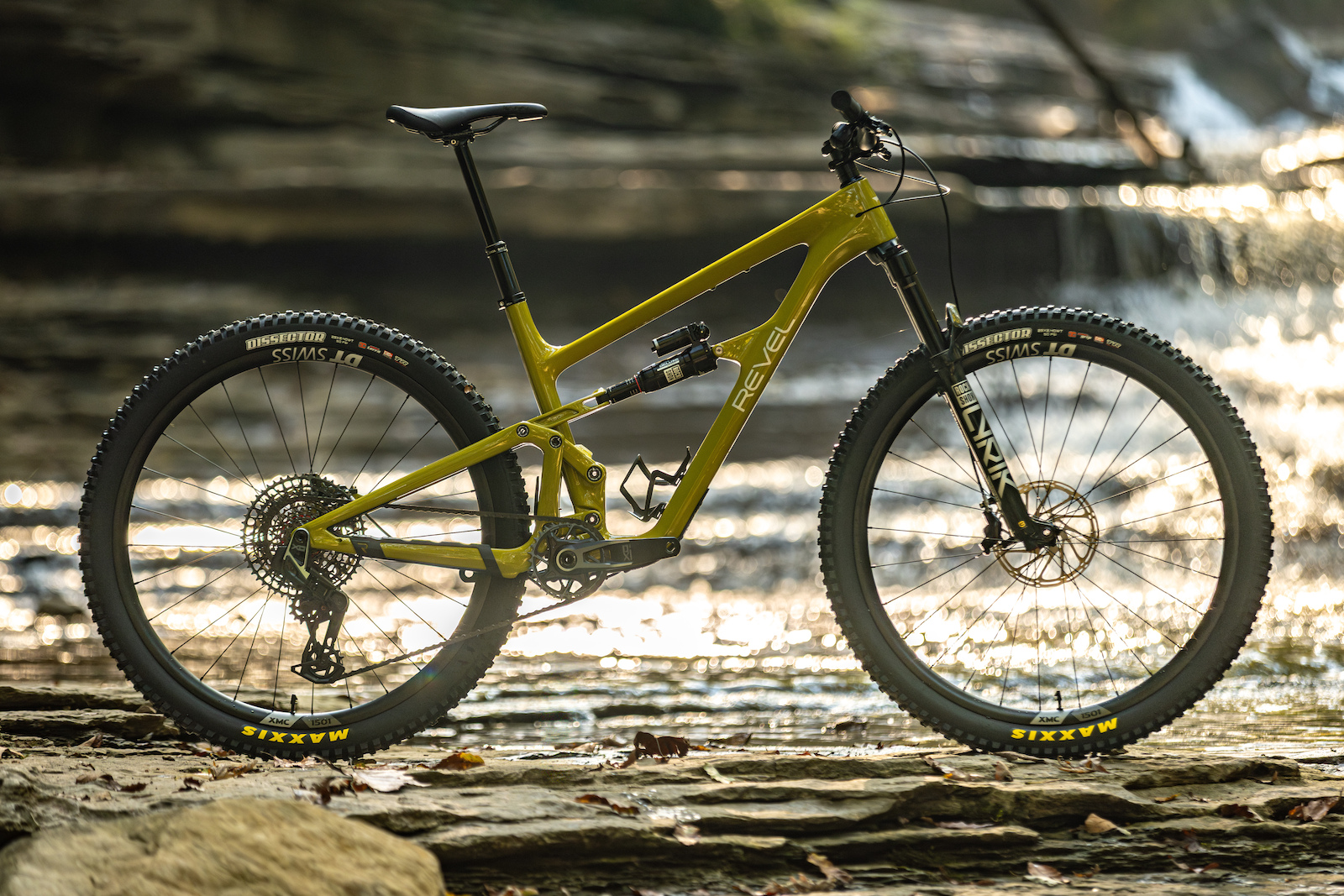 Revel Rascal Copperhead Review: The Revel Rascal SL Hits the Sweet Spot for Trail Bike ...