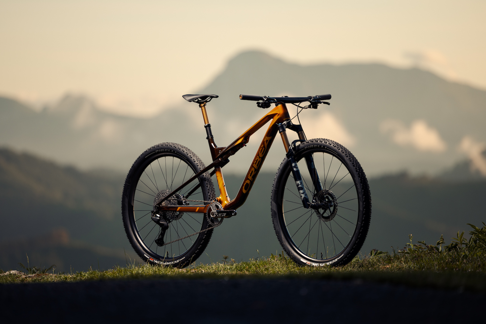 First Look: Orbea's New Oiz is Focused Solely on XC Racing - Pinkbike
