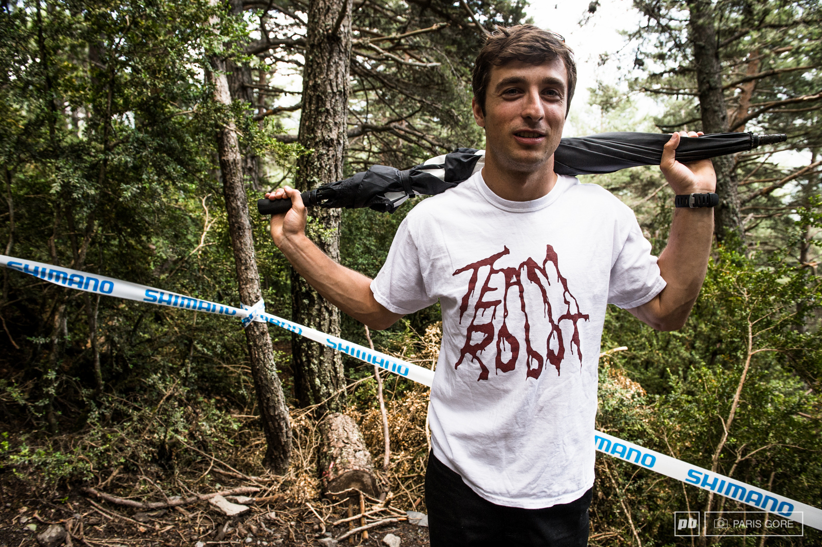Luke Strobel just rolled over from the NW, the track is looking like what he's used to over in the wet, steep and rooty Northwest. Proudly rocking his Team Robot shirt, the only new source with the best B-Grade, 3 week late news in the MTB industry.